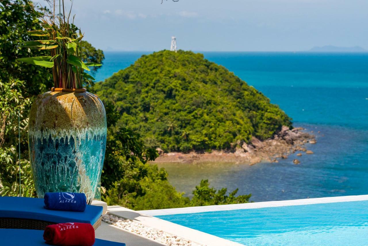 Fabuleuse Villa Alizes Vue Mer, Avec Staff Et Vehicule 4X4 班邦宝 外观 照片